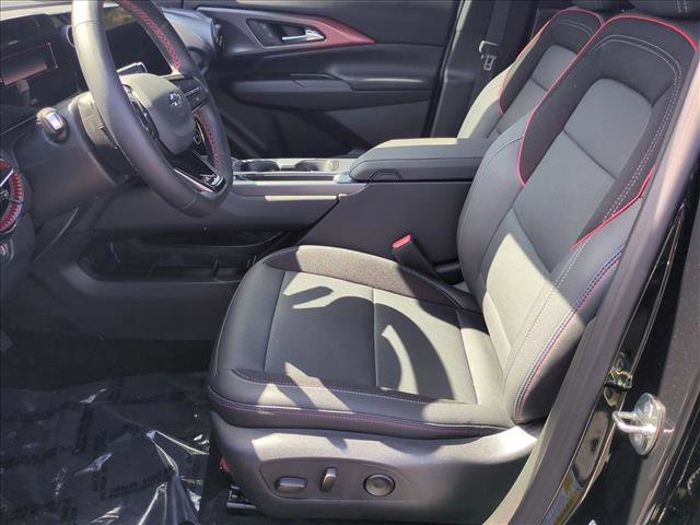 Used 2025 Chevrolet Equinox EV RS image 16