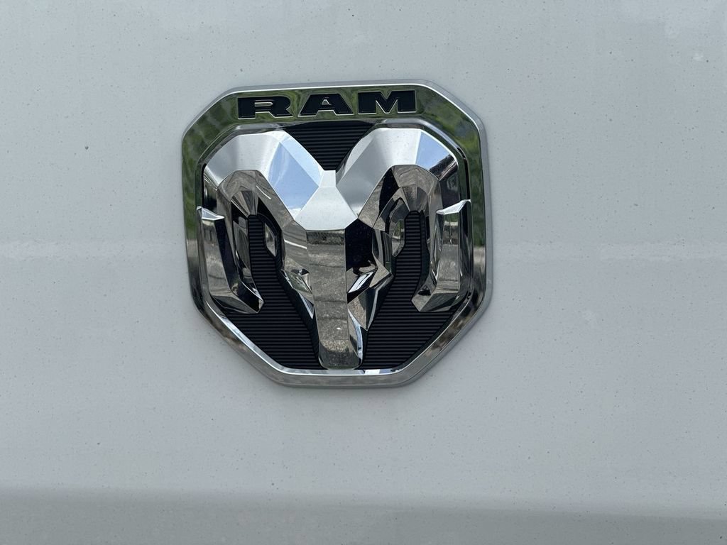 New 2026 RAM ProMaster 2500 w/ Convenience Group FWD image 39