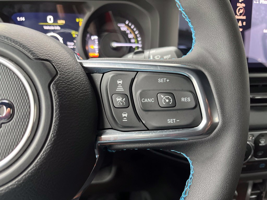 Used 2024 Jeep Wrangler High Altitude AWD/4WD image 31