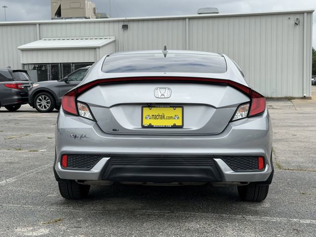 Used 2018 Honda Civic Touring image 6