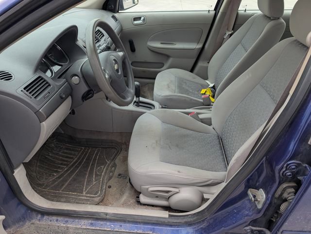 Used 2007 Chevrolet Cobalt LS image 2