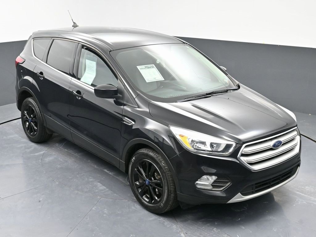 Used 2019 Ford Escape SE image 41