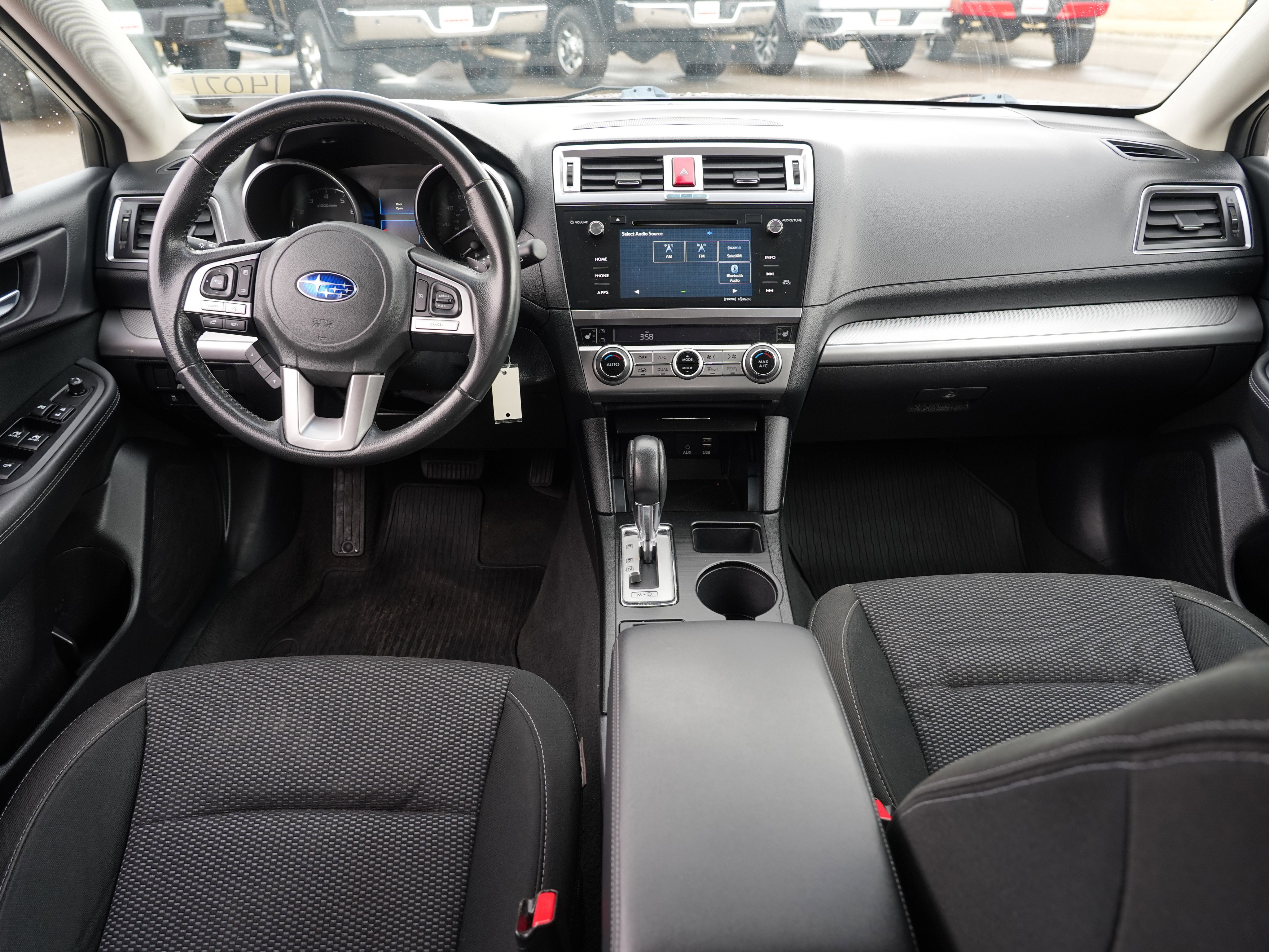 Used 2017 Subaru Outback 2.5i Premium AWD/4WD image 25
