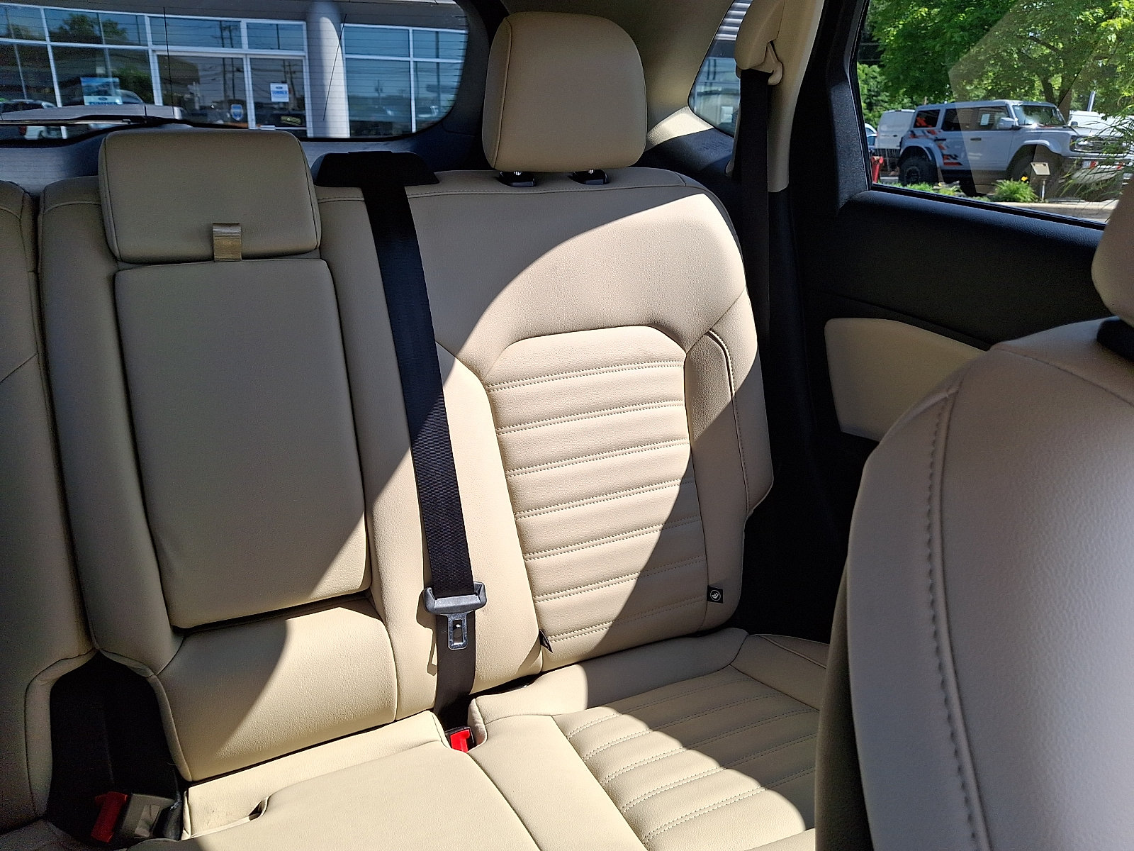 Certified 2020 Ford Edge SEL w/ Convenience Package FWD image 19