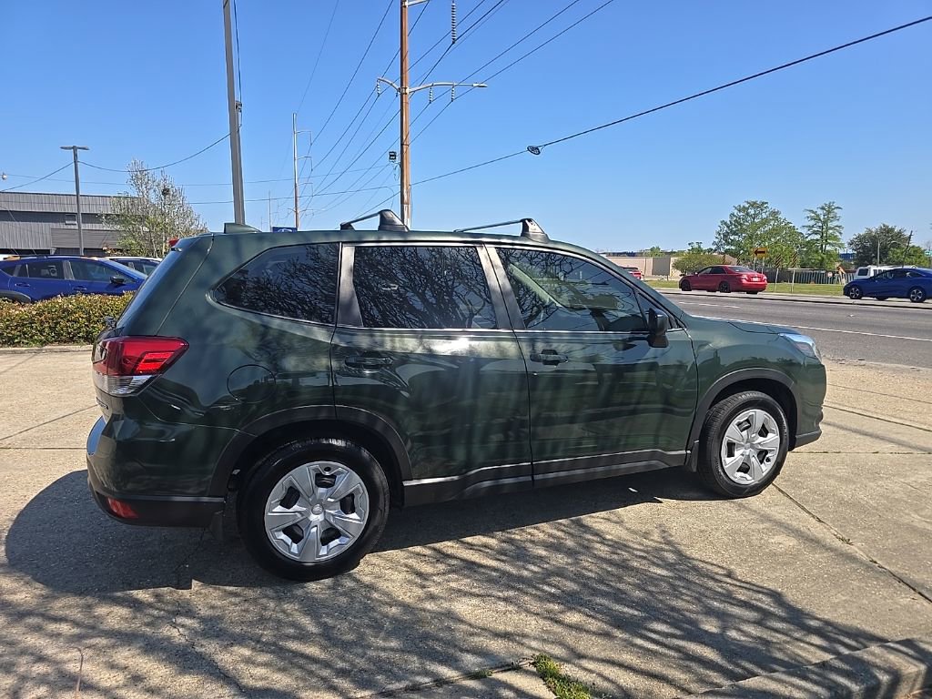 Used 2023 Subaru Forester image 4