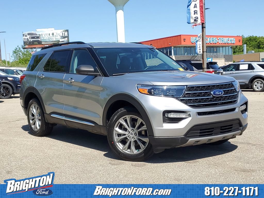 Used 2023 Ford Explorer XLT w/ Equipment Group 202A AWD/4WD image 1