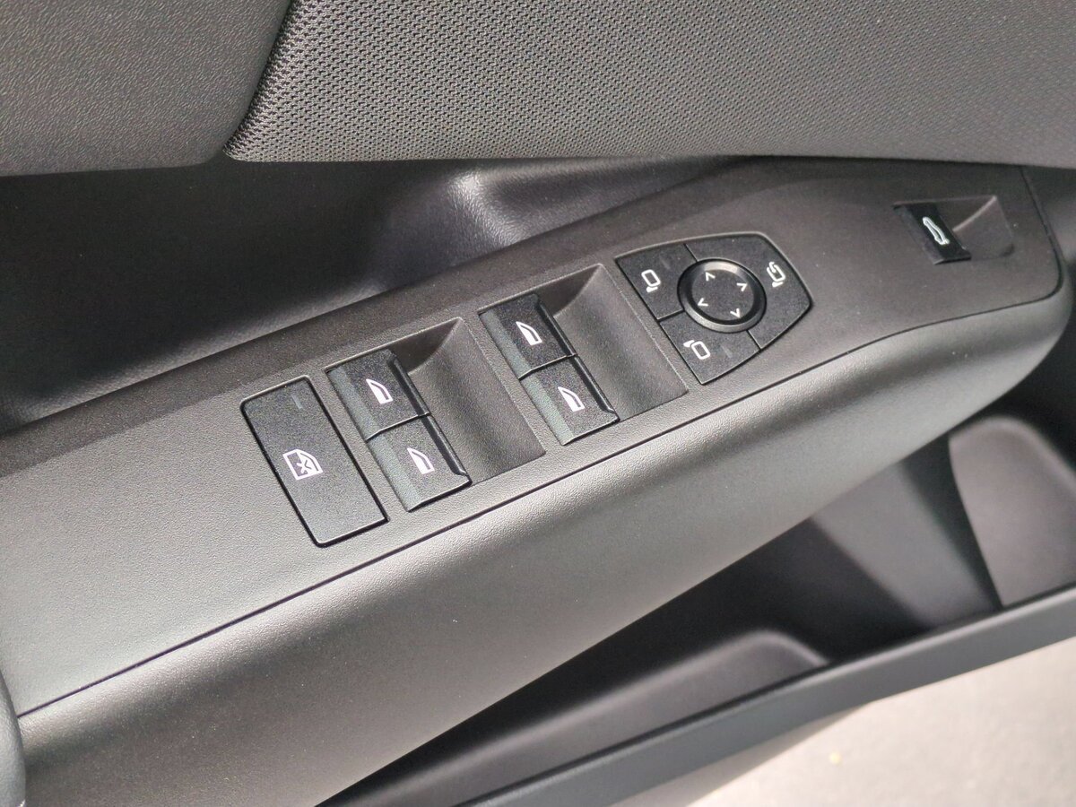 Used 2025 BMW X3 xDrive30i w/ Premium Package AWD/4WD image 15