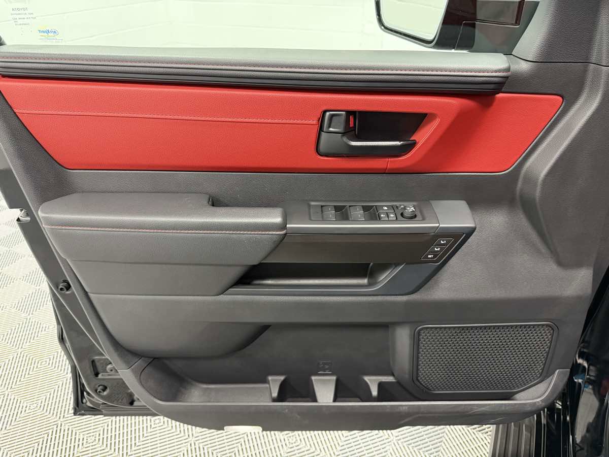 Used 2024 Toyota Sequoia Platinum image 13