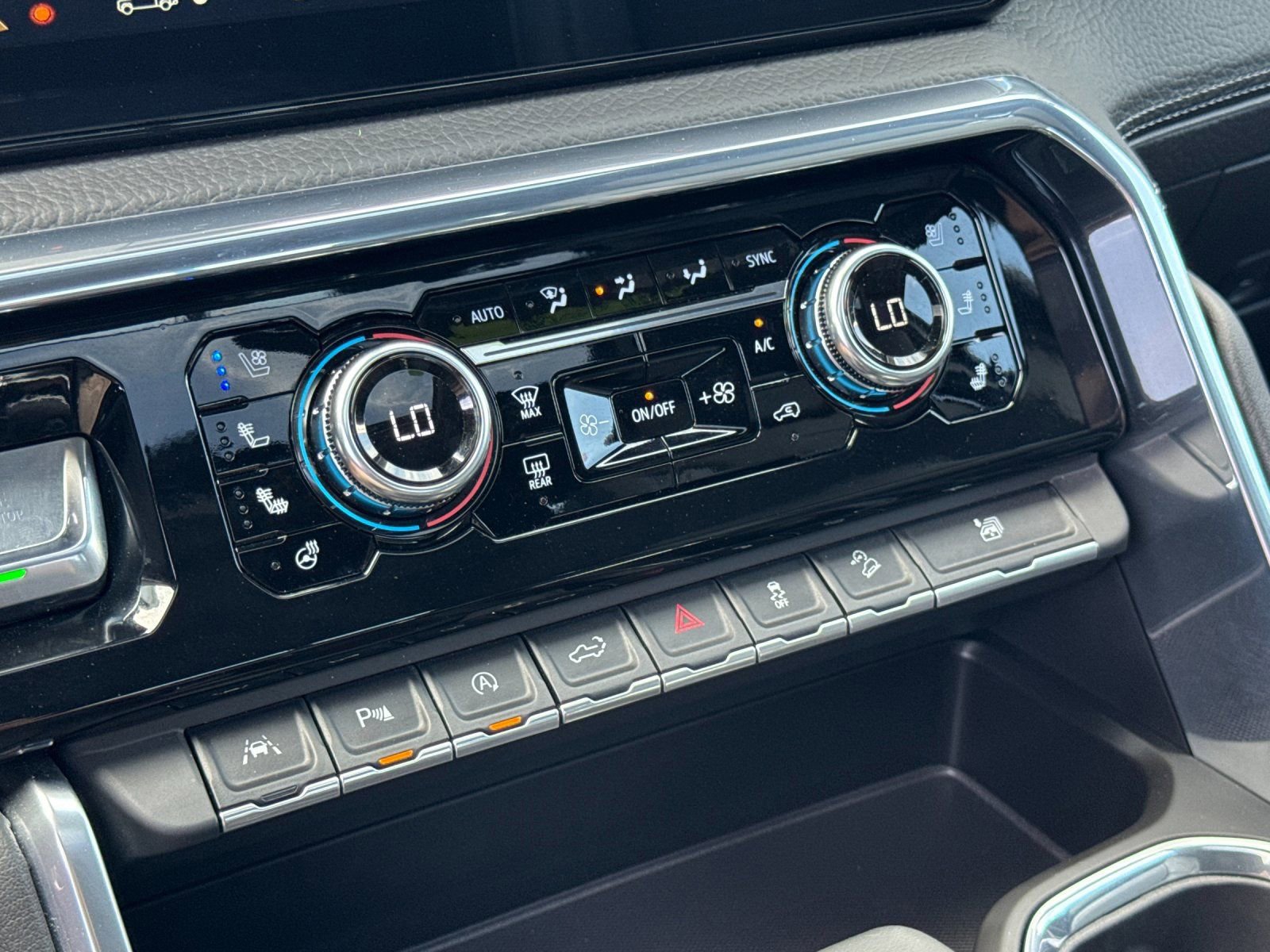 Used 2024 GMC Sierra 1500 Denali image 24