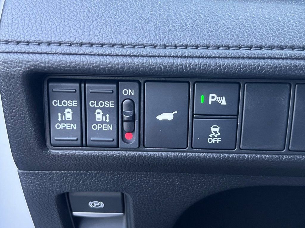 Used 2026 Honda Odyssey Touring image 32