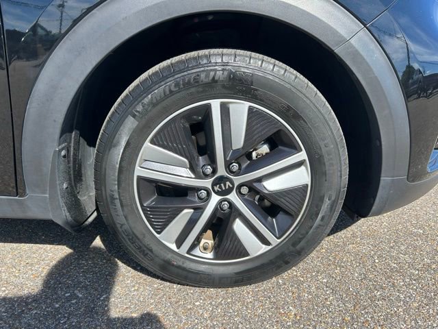 Used 2021 Kia Niro EX Premium image 13