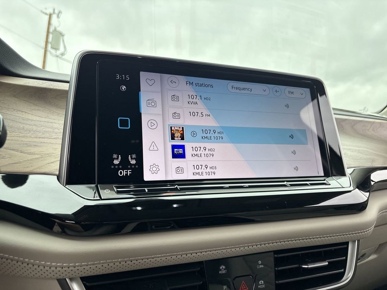 New 2026 Volkswagen Atlas SE image 21