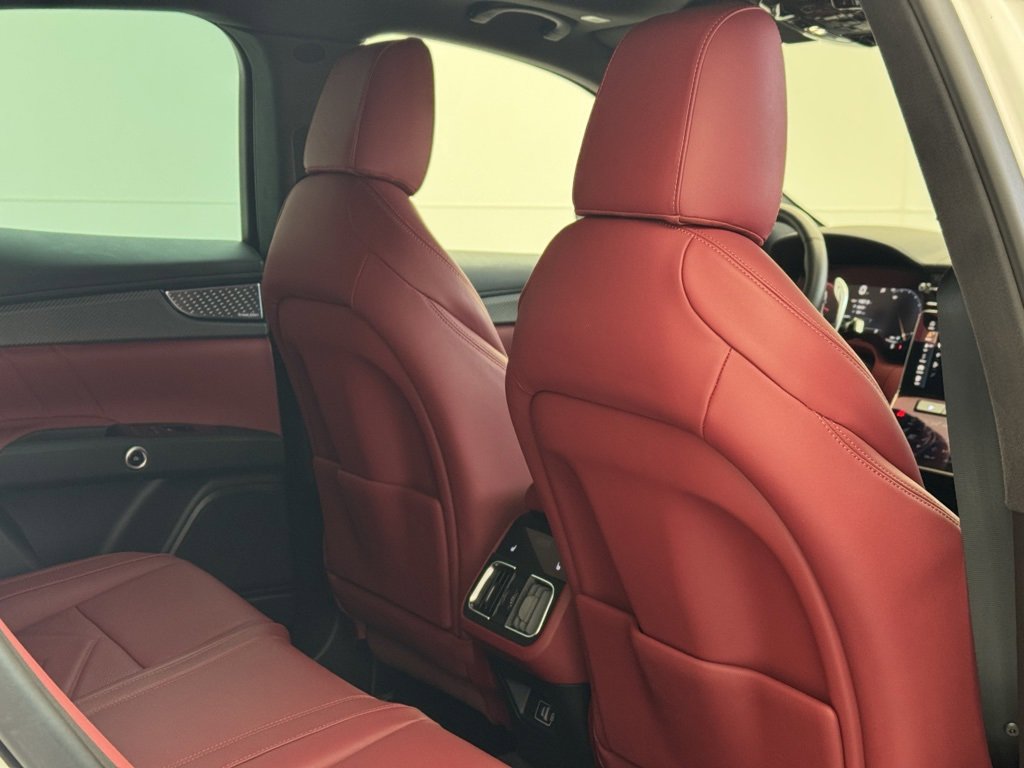 New 2024 Maserati Grecale Trofeo image 57