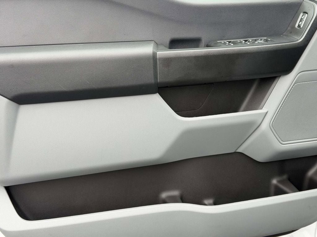 New 2026 Ford F550 4x4 Supercab Super Duty image 8