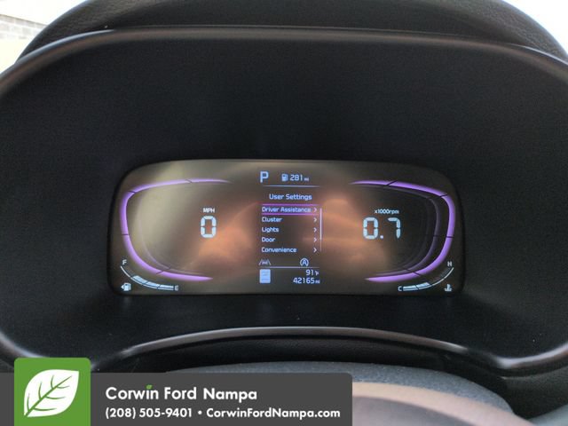 Used 2024 Kia Soul LX w/ Option Group 015 FWD image 15