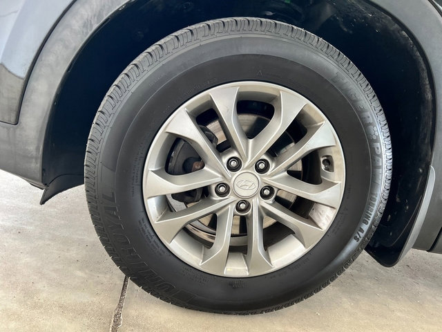 Used 2020 Hyundai Santa Fe SEL image 12