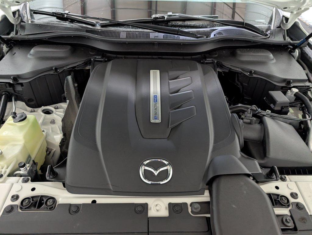 Used 2024 MAZDA CX-90 Plug-In Hybrid w/ Preferred AWD/4WD image 30