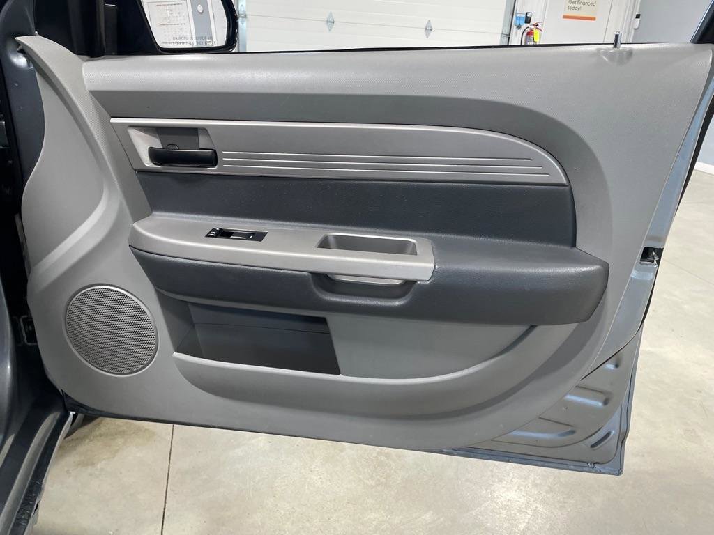 Used 2008 Chrysler Sebring LX image 22