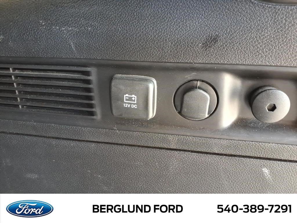 Used 2023 Jeep Wagoneer 4WD w/ Premium Group I image 20