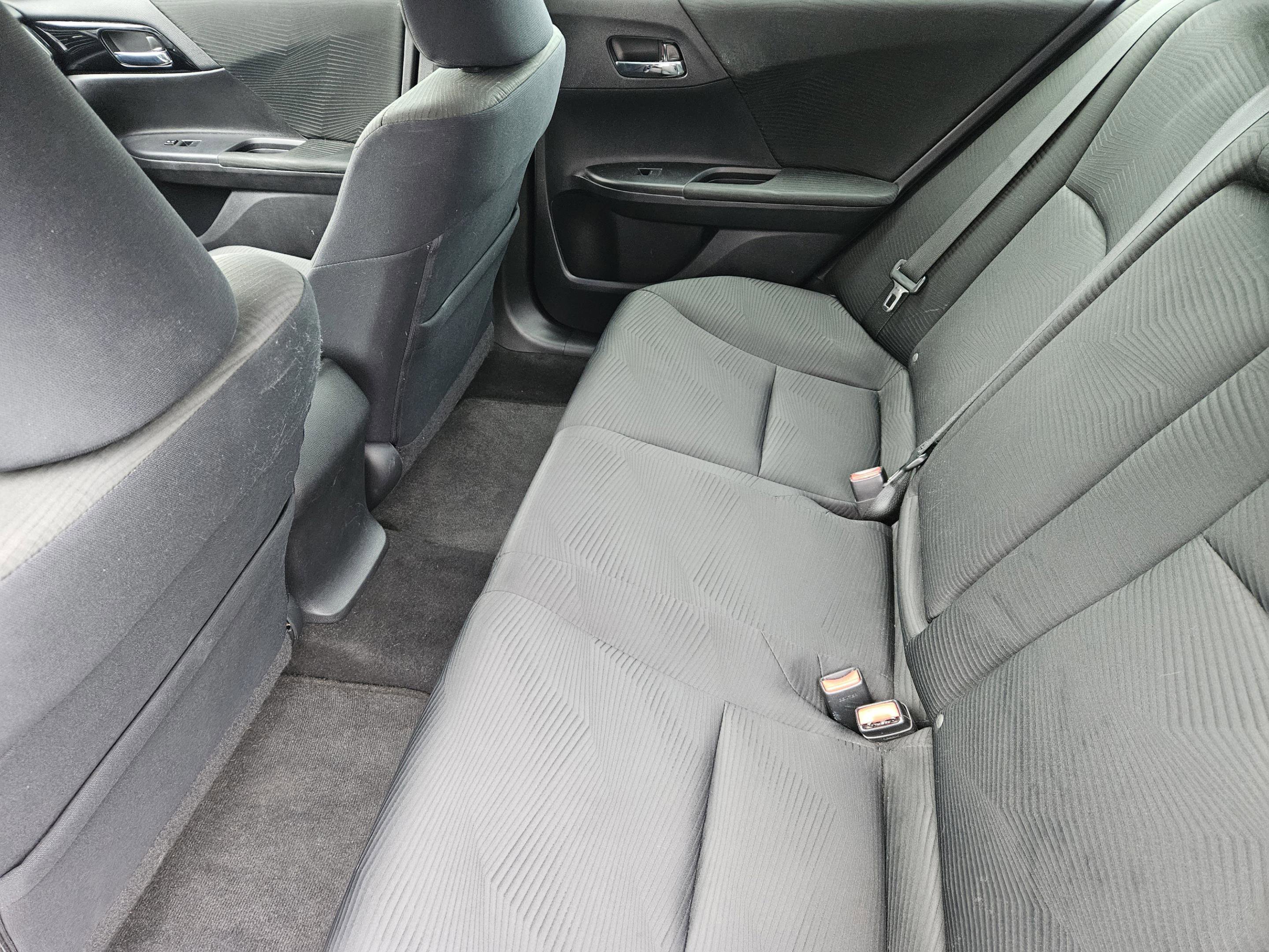 Used 2016 Honda Accord LX image 28