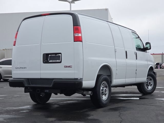 New 2026 GMC Savana 2500 w/ Driver Convenience Package image 16