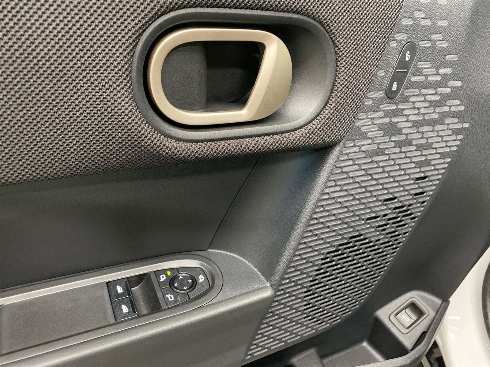 New 2026 MINI Cooper S image 19