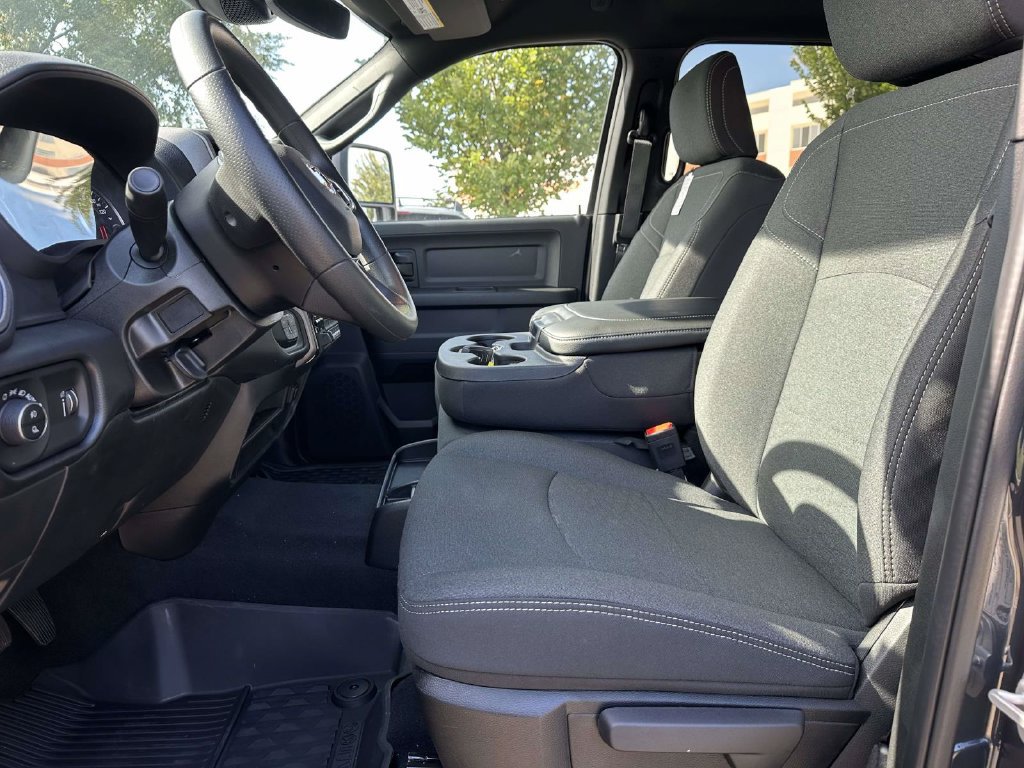New 2026 RAM 2500 Warlock AWD/4WD image 14