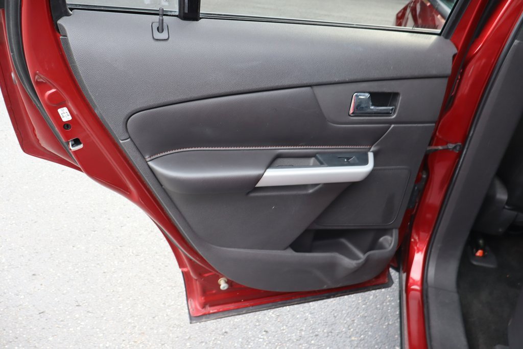 Used 2014 Ford Edge SEL w/ Equipment Group 205A image 21
