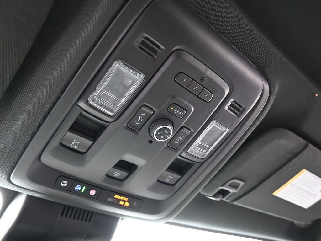 Used 2024 Chevrolet Tahoe RST w/ Luxury Package image 22