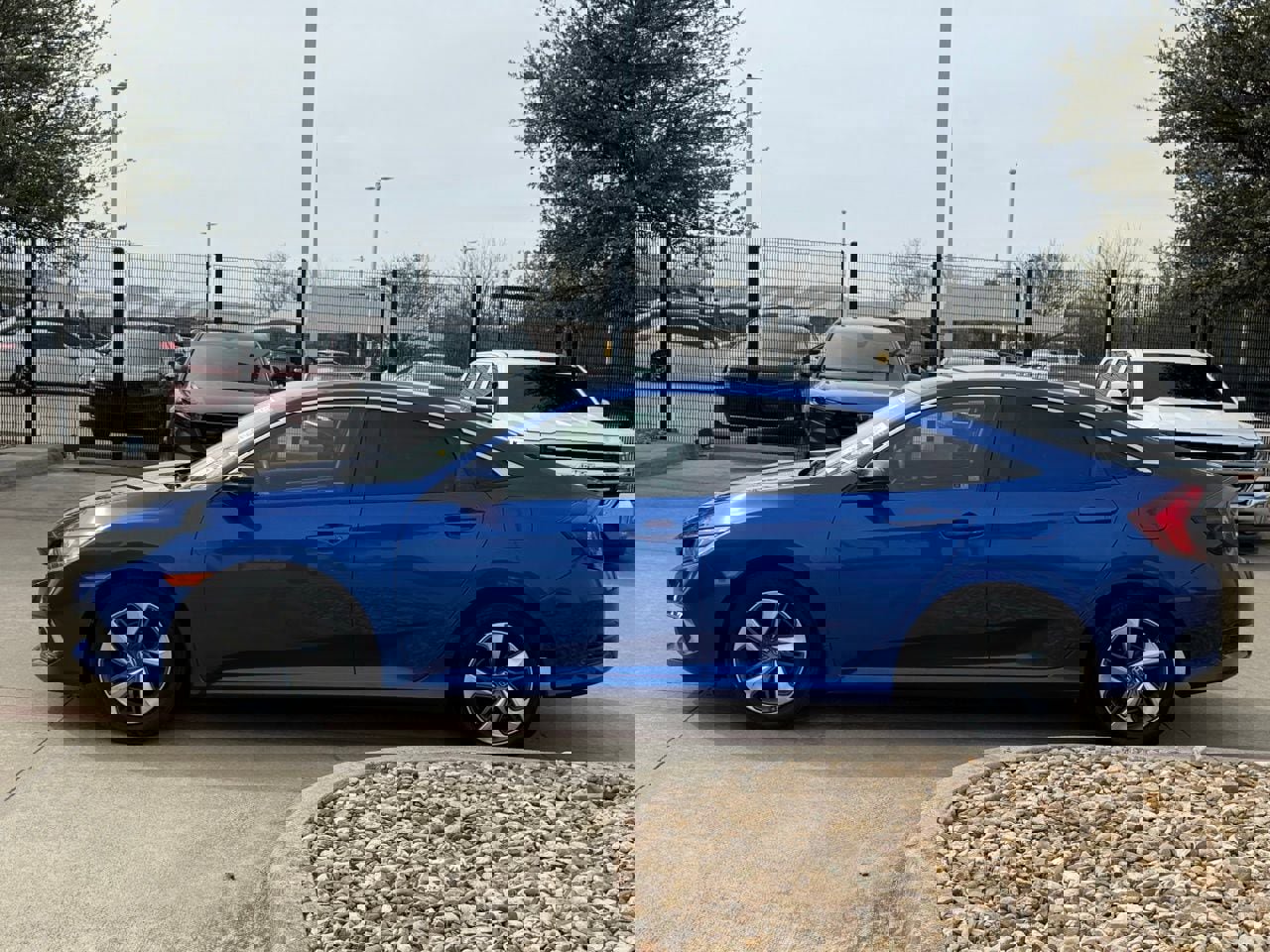 Used 2020 Honda Civic LX image 2