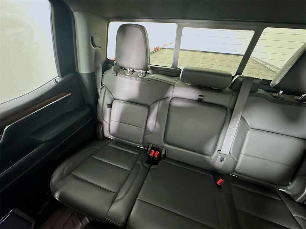 Used 2024 GMC Sierra 1500 Denali w/ Technology Package image 12