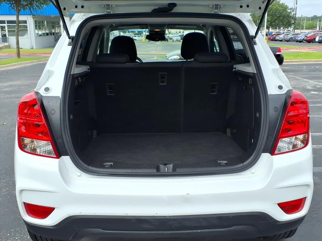 Used 2021 Chevrolet Trax LS w/ Tint and Cruise Package FWD image 16