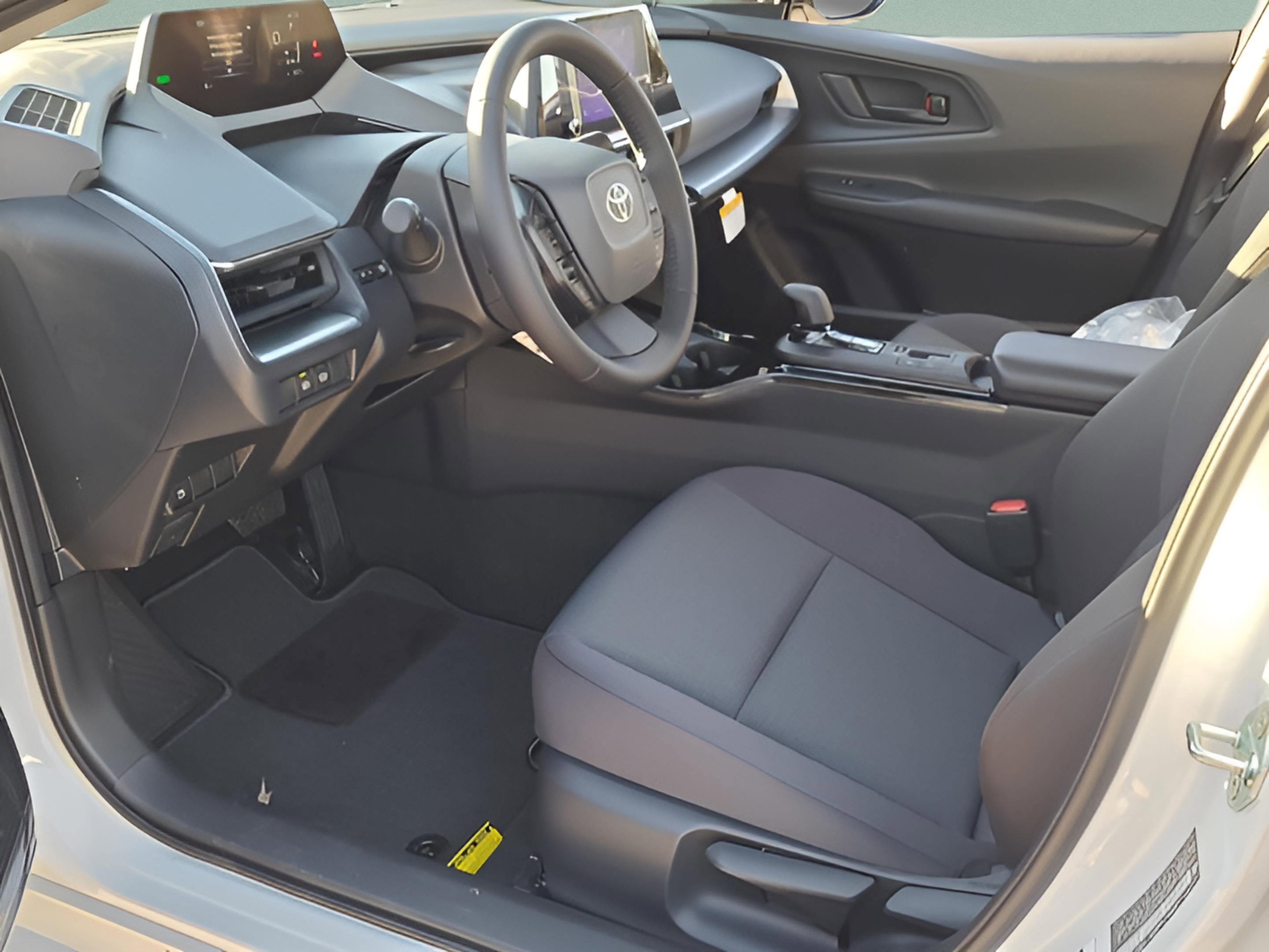New 2026 Toyota Prius LE FWD image 12