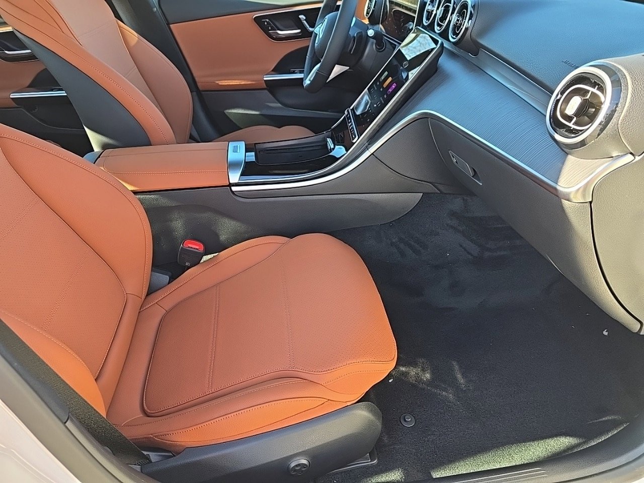New 2026 Mercedes-Benz C 300 4MATIC Sedan image 35