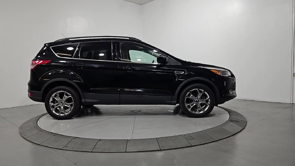 Used 2016 Ford Escape SE w/ Equipment Group 201A AWD/4WD image 7