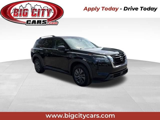 Used 2024 Nissan Pathfinder SV AWD/4WD image 1
