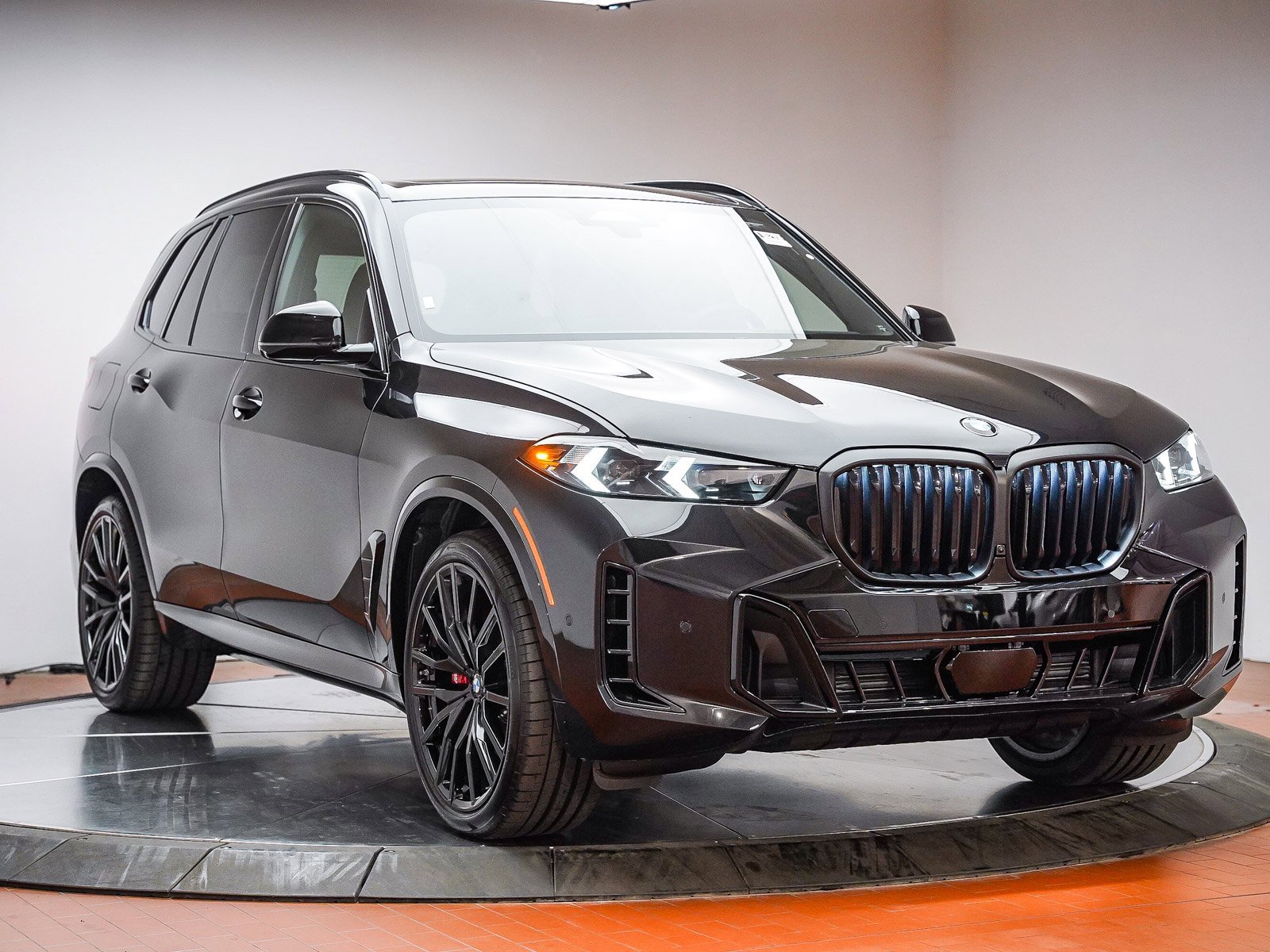New 2026 BMW X5 xDrive40i w/ M Sport Package image 3