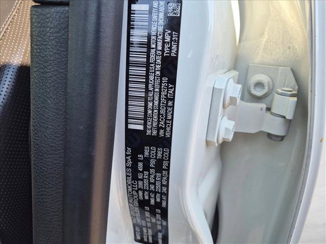 Used 2015 Jeep Renegade Limited AWD/4WD image 16