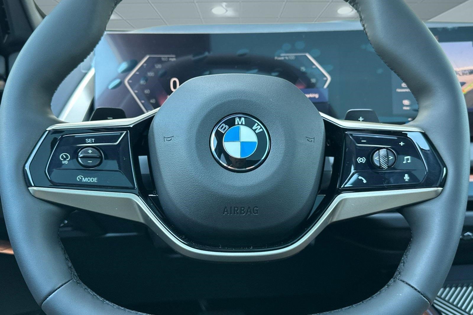 Used 2025 BMW X3 xDrive30i w/ Convenience Package image 16