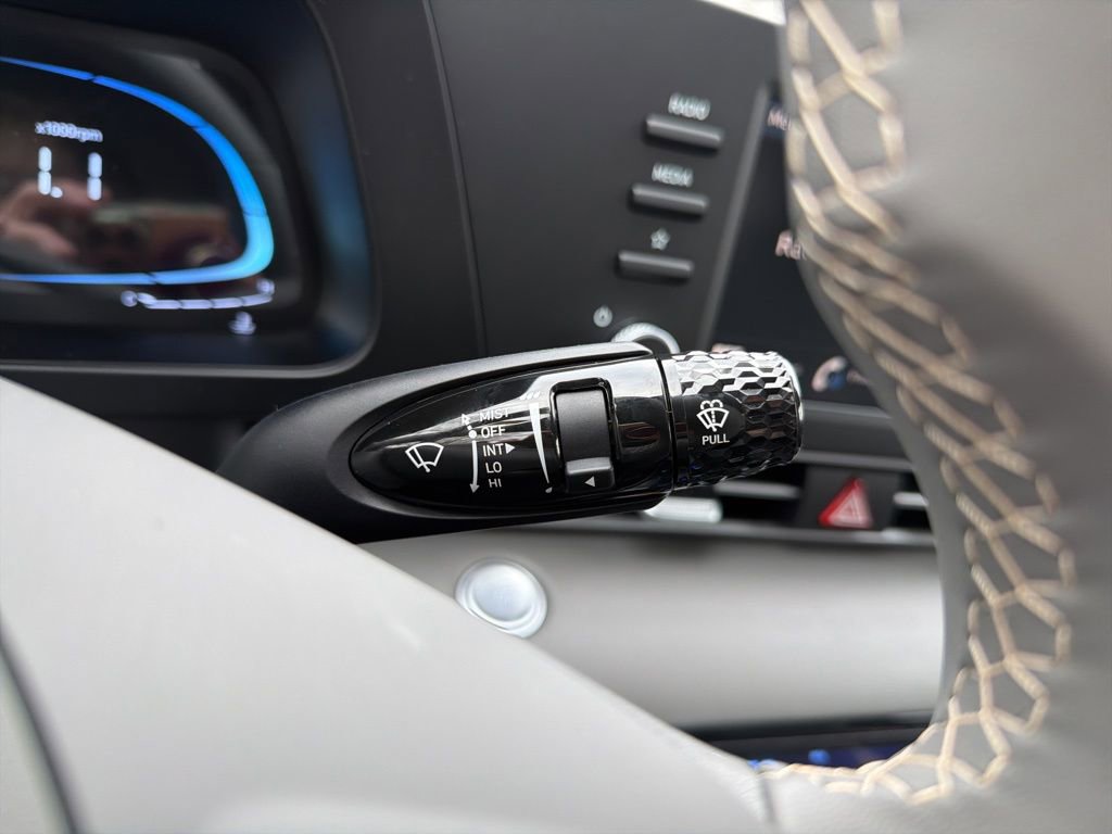 New 2026 Hyundai Elantra Sport w/ Cargo Package image 32