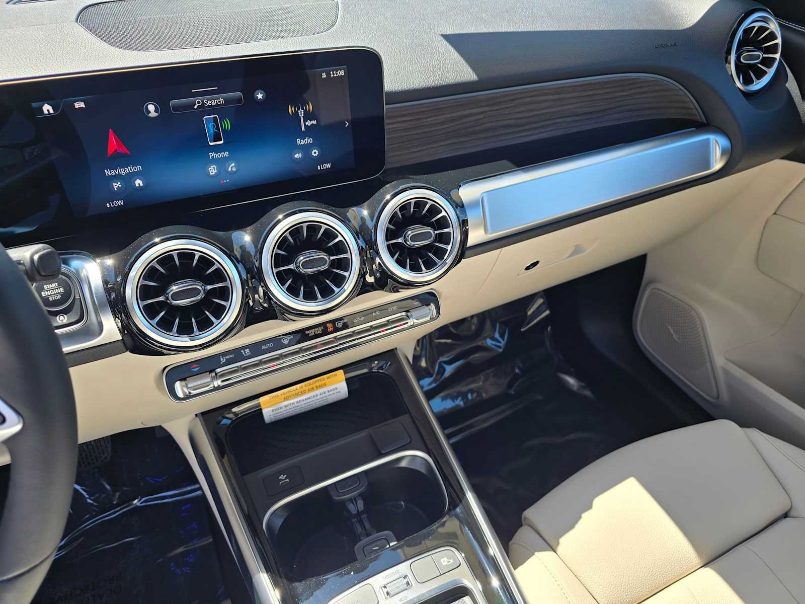 New 2026 Mercedes-Benz GLB 250 image 25