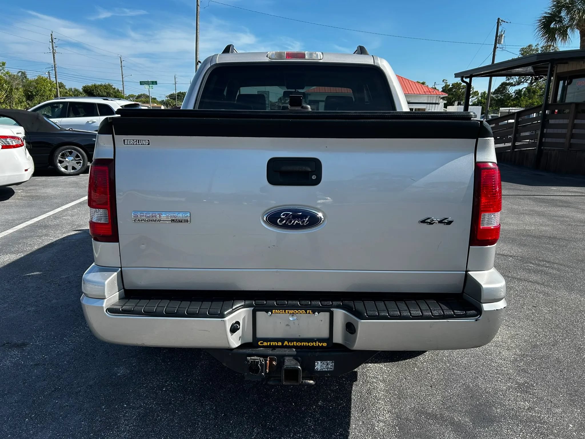 Used 2007 Ford Explorer Sport Trac Limited AWD/4WD image 7