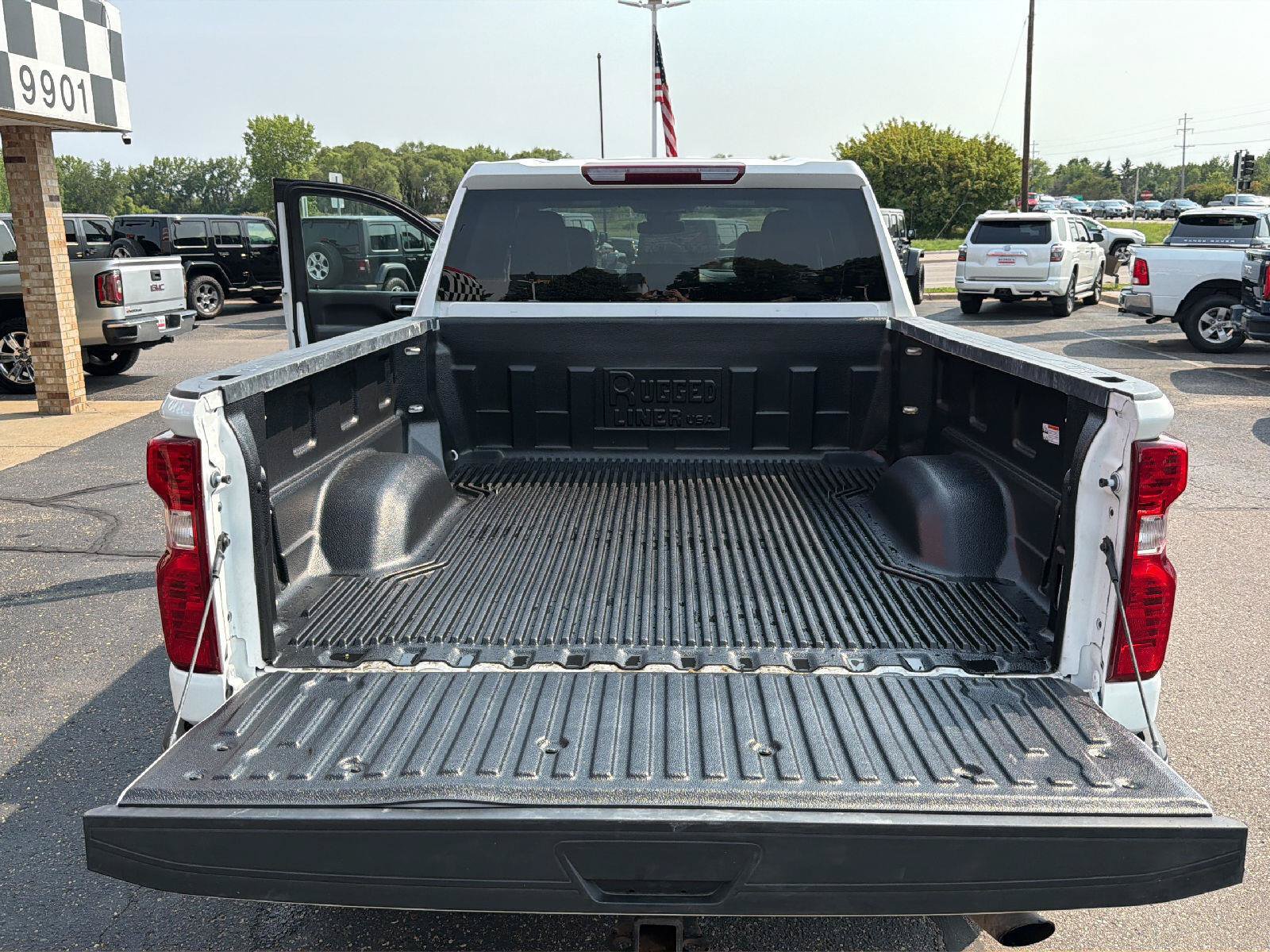 Used 2024 Chevrolet Silverado 2500 W/T w/ WT Convenience Package AWD/4WD image 23