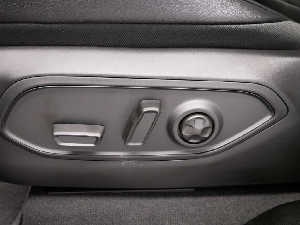 New 2026 Jeep Grand Cherokee Altitude AWD/4WD image 20
