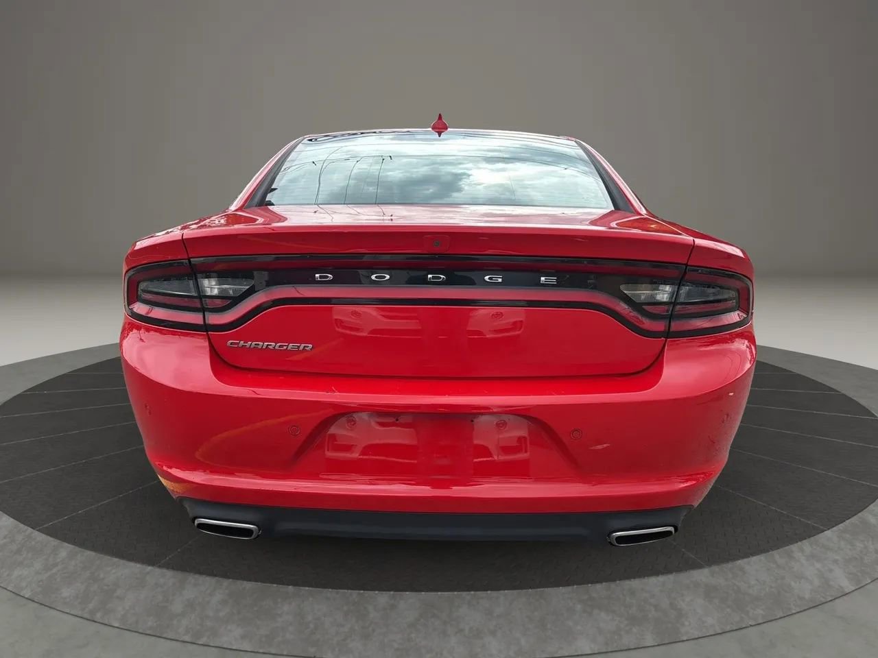 Used 2023 Dodge Charger SXT RWD image 6