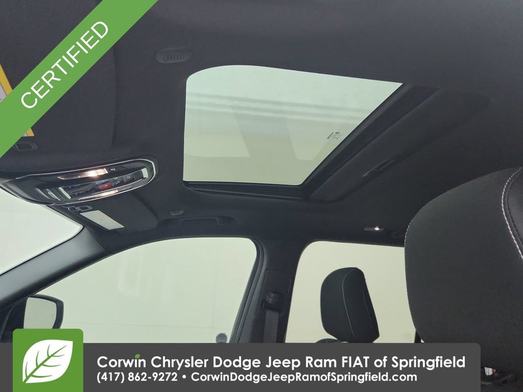 Certified 2026 Jeep Grand Cherokee Laredo X AWD/4WD image 28