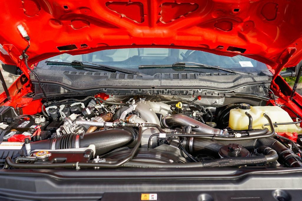 Used 2020 Ford F250 XLT w/ FX4 Off-Road Package image 13