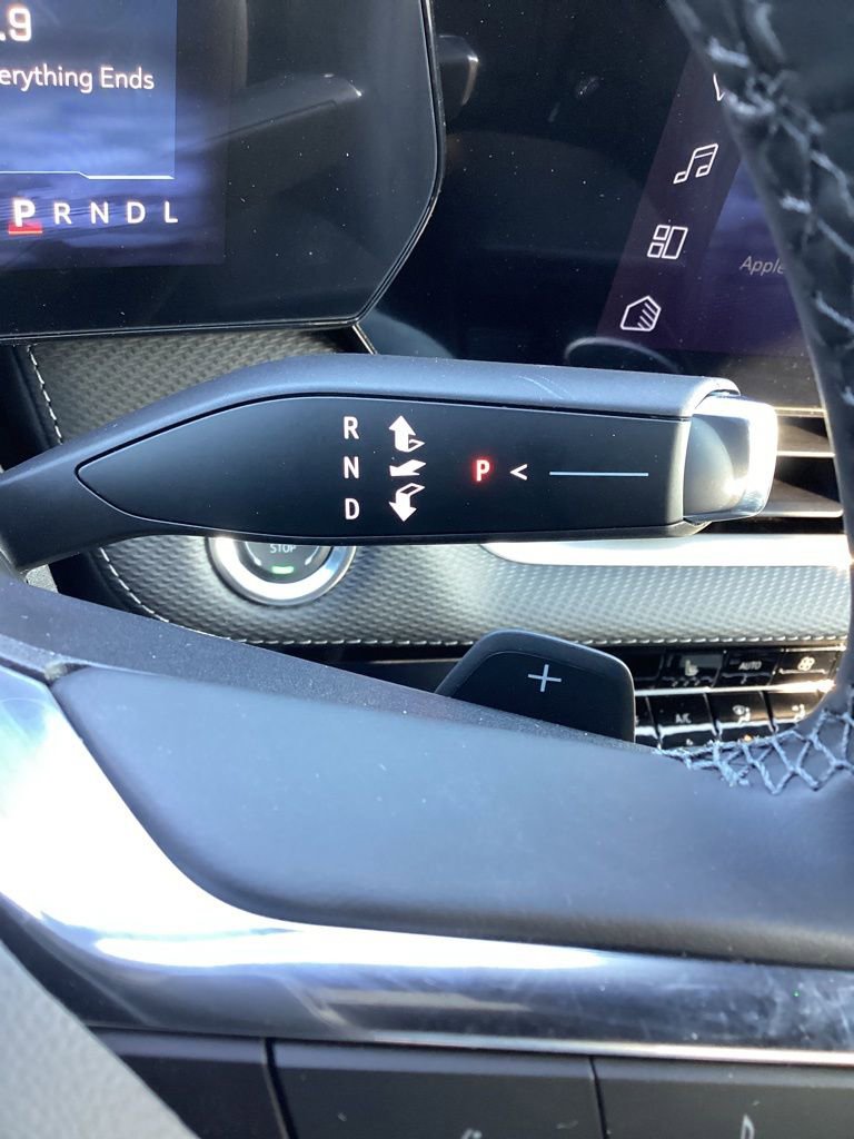 New 2026 Chevrolet Equinox LT w/ Convenience Package II image 18