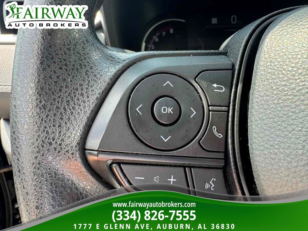 Used 2023 Toyota RAV4 XLE w/ Convenience Package FWD image 19