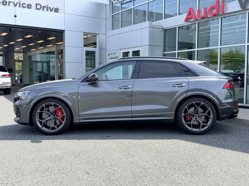 Used 2025 Audi RS Q8 performance AWD/4WD image 4